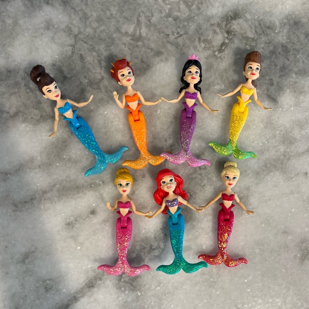Little Mermaid 30th Anniversary Ariel and Sisters Mermaid 7 Pack